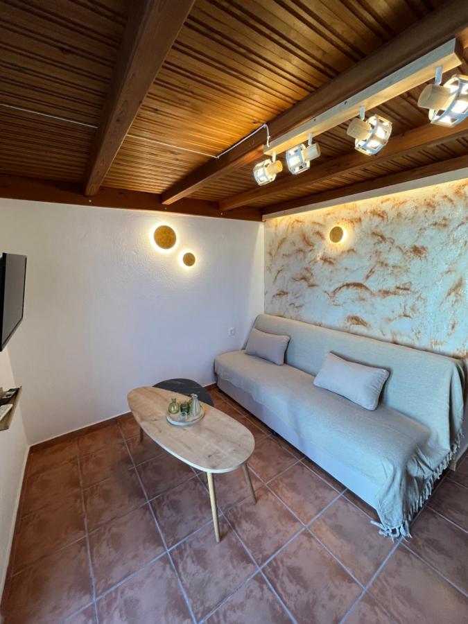Villa Sertis Santorini Имеровигли Екстериор снимка
